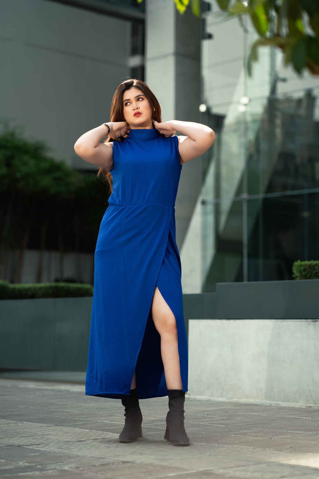 Royal Blue Sleeveless Mock Neck Warp Skirt Gown